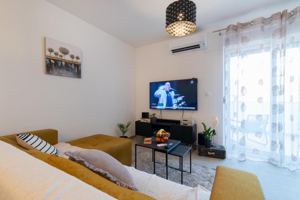 Kamarin Apartment Trogir Exterior photo