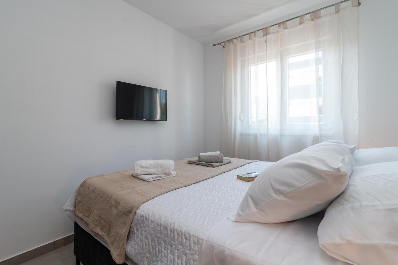 Kamarin Apartment Trogir Exterior photo